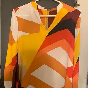 Vince Camuto mod print tunic top